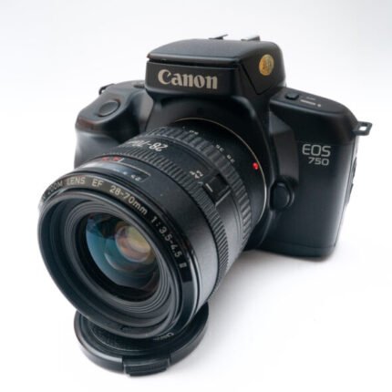 canon eos 750, lente 28 70mm f3.5 4.5