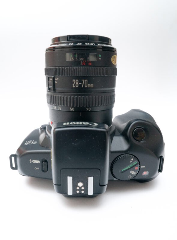 canon eos 750, lente 28 70mm f3.5 4.5 canon eos 750, lente 28 70mm f3.5 4.5