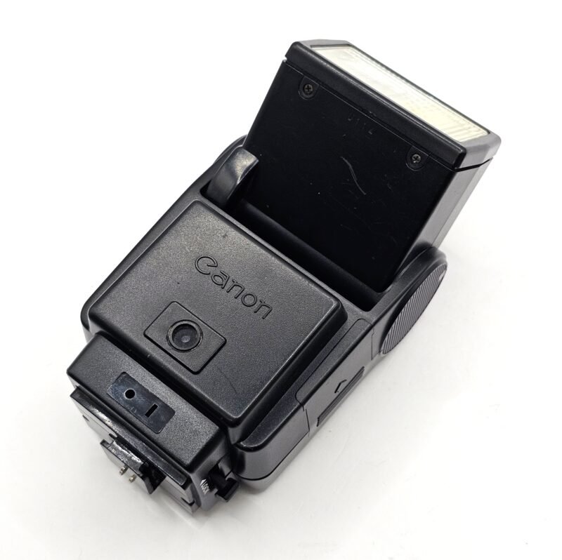 20250916_190503 Speedlite 199A - Imagen 1