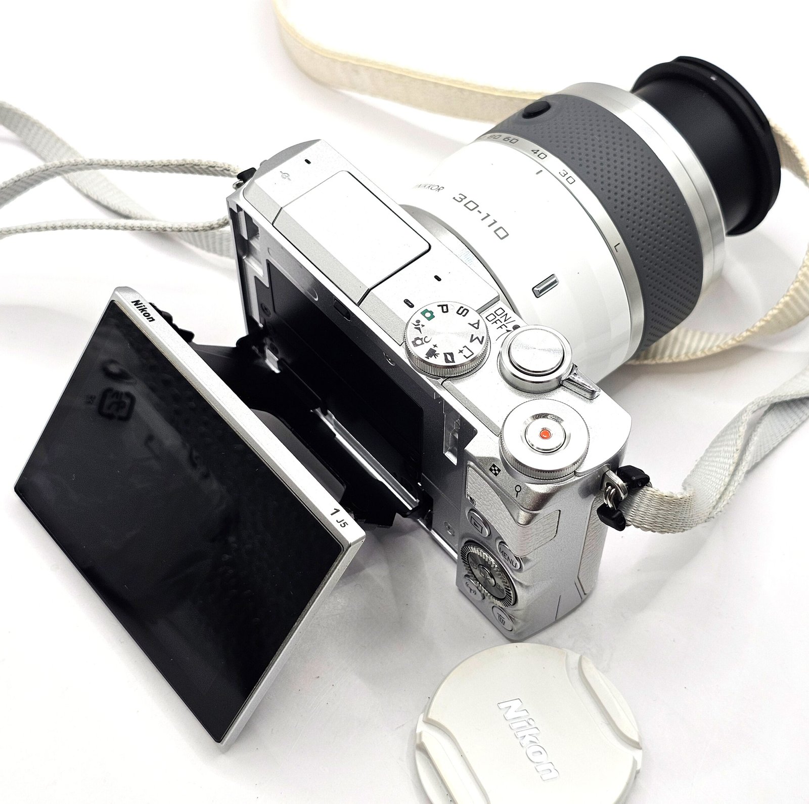 20250927_213333 Nikon J5, lente Nikkor 1 30-110, 20.8 mpx - Imagen 9